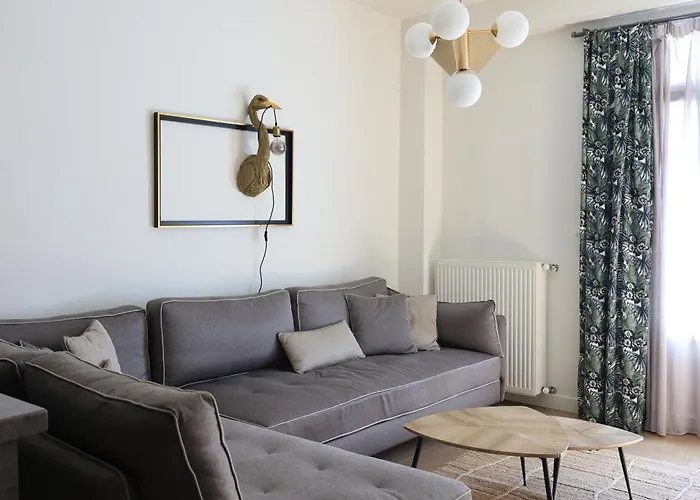 One By Skg Salonic